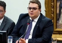 CCJ se reúne hoje para debater parecer da Previdência