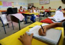 Professores aprovados em concurso público de 2016 são convocados em Ariquemes, RO