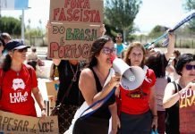 Ativistas protestam contra presença de Sérgio Moro em Portugal