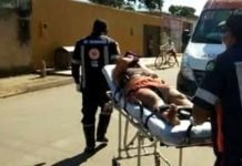 PM prende mulher que tinha acabado de esfaquear outra no tórax