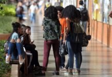 TRF1 mantém bloqueio de verbas de universidades