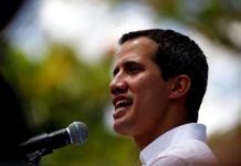 Guaidó diz que “nunca” será um bom momento para negociar com Maduro