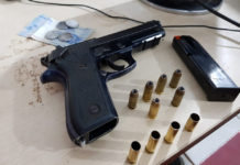 Dupla armada com pistola da PM é presa após troca tiros com vigilante