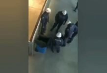 Vídeo mostra torcedor do Corinthians sendo arrastado pela PM após xingar Bolsonaro