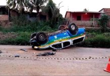Viatura da PM capota e deixa policiais feridos em Porto Velho