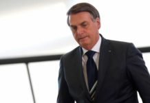 Bolsonaro deixa hospital em São Paulo e volta para Brasília