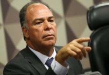 PF cumpre mandados em gabinetes do líder do governo e de seu filho