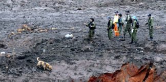 Bombeiros encontram mais um corpo de vítima de tragédia