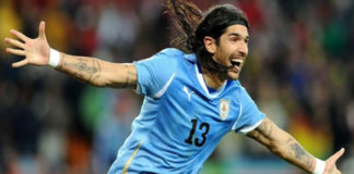 Uruguaio Loco Abreu é contratado por time de Rondônia