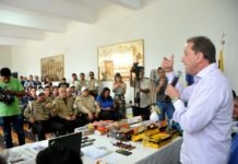 Prefeito Hildon Chaves entrega materiais para ações educativas e sinalização da Semtran