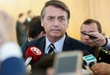 Bolsonaro: ‘Está mais do que comprovado que (óleo) é da Venezuela’