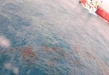 Ibama identifica óleo próximo a navio encalhado na costa do Maranhão