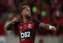 Flamengo libera o uso da marca para ser usado em máscaras contra o Covid-19
