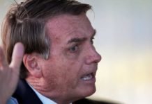 Bolsonaro a apoiadores: ‘Enquanto for presidente, não haverá aborto’