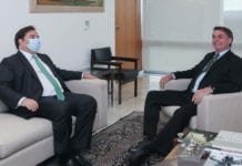 Maia pede que Bolsonaro adie provas do Enem por causa da pandemia