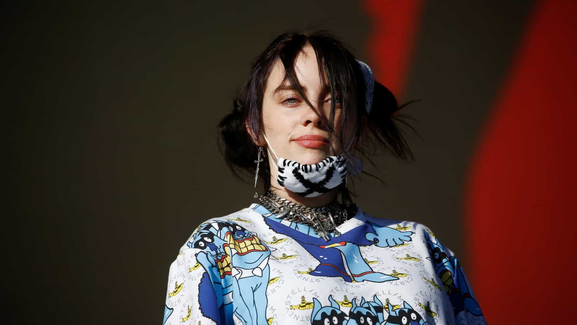 Billie Eilish Consegue Ordem De Restrição Para Fã Que Foi Em Sua Casa Jornal Eletrônico 1645