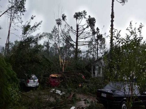 tornado-destruicao-santa-catarina-15082020092031565