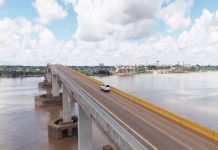 Equipe da PM salva jovem na ponte do rio Madeira em Porto Velho
