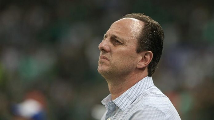 rogerio-ceni-durante-partida-entre-palmeiras-e-cruzeiro-1568504546901_v2_900x506