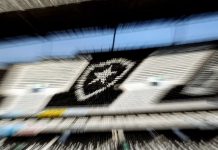 Após ano midiático, Botafogo prevê contratações mais modestas