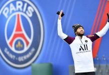 Após quase um mês afastado por causa de lesão, Neymar volta aos treinos do PSG