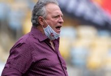 Abel Braga confirma saída do Inter, revela choro e critica arbitragem