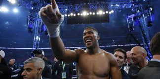 Empresário garante duas lutas entre Anthony Joshua e Tyson Fury em 2021
