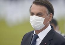 Bolsonaro deve ir ao Congresso entregar novo Bolsa Família e PEC dos precatórios