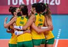 Jogos: Brasil bate Coreia do Sul e pega EUA na final do vôlei feminino