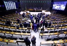 Câmara dos Deputados rejeita PEC do Voto Impresso
