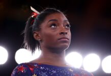 Biles considera seguir na ginástica, mas diz: “Se me custar a paz, vou me afastar”