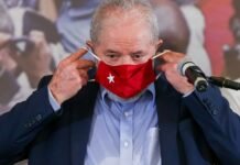 PV anuncia apoio a Lula e aprova federação partidária com PT, PSB e PCdoB