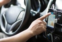 Motorista de aplicativo é rendido por ladrões e tem carro roubado