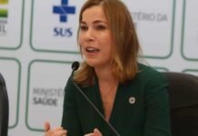 ‘Capitã Cloroquina’ acusa Aziz, Randolfe e Renan de violência contra a mulher