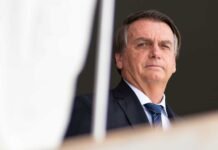 Bolsonaro anuncia que recebeu alta de internação médica em SP