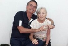 Bolsonaro volta ao Brasil para velório e enterro da mãe