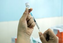 Vacina bivalente segue disponível para público acima de 12 anos em Porto Velh