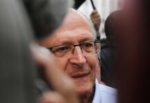 Lula diz que o PSB vai propor Alckmin como vice da chapa do PT na sexta-feira
