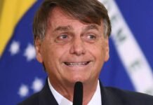 Entorno de Bolsonaro vê pouco impacto em desistência de Doria