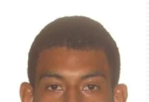 Jovem é morto com tiros na sala de casa após suspeitos invadirem residencial em Porto Velho