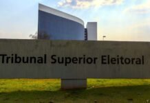 Ministro do TSE defere registros de duas candidaturas à Presidência