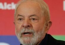 Lula diz que fica à vontade para discutir corrupção, após escorregar no JN e em debate