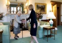 Rainha Elizabeth II empossa Liz Truss como primeira-ministra do Reino Unido