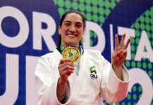 Mayra Aguiar faz história ao conquistar tricampeonato mundial de judô