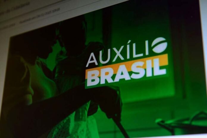 Programa Auxílio Brasil