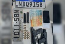 Dupla é presa com armas após causar acidente em Avenida da zona leste