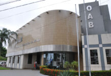 Presidente da OAB-RO suspende advogado acusado de estelionato
