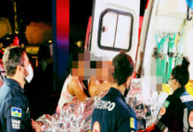 Jovem é alvejado a tiros na frente de residência no Socialista