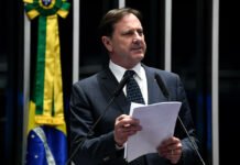 Com a sensação de dever cumprido Acir Gurgacz se despede do Senado após 16 anos
