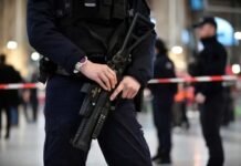 Homem com faca deixa seis pessoas feridas em estação de trem de Paris